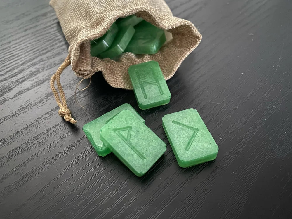 Nine Realms Rune Set